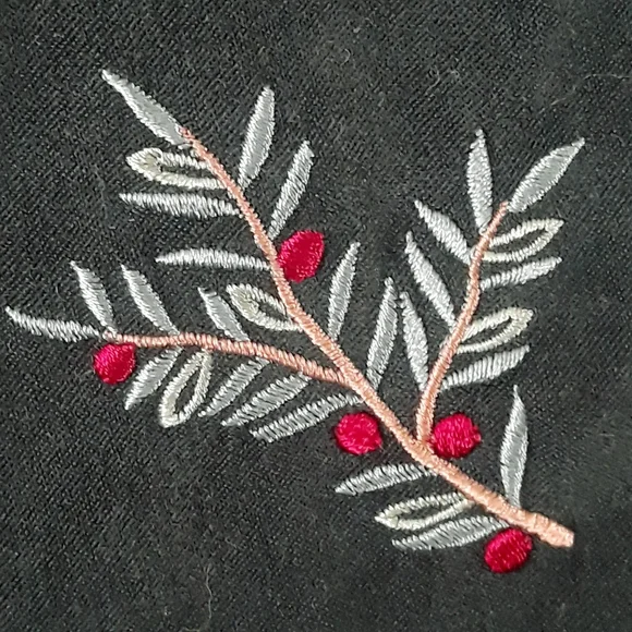 Vtg Christopher & Banks Green Velour Shirt with Holly Pinecone Patches - Large - Picture 6 of 13